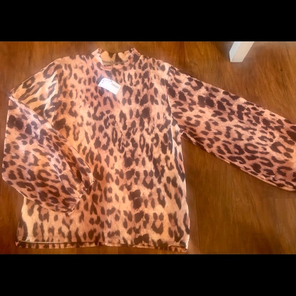 NWT Zara cheetah print blouse with bubble sleeves - Picture 4 of 8
